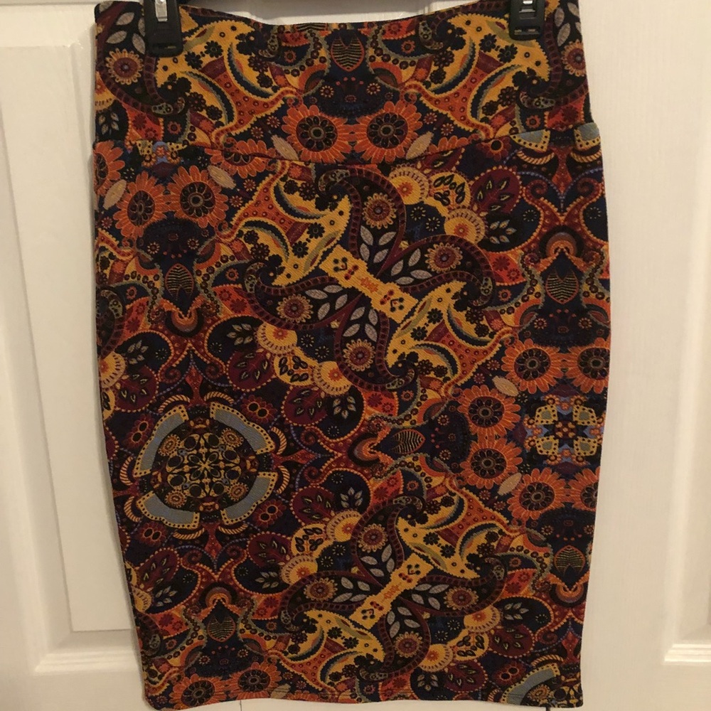 Cassie LulaRoe Skirt